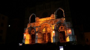 Прекрасный видеомэппинг на испанский Кафедральный Собор