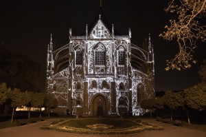 Серебряный 3D mapping на Церковь Святой Варвары 